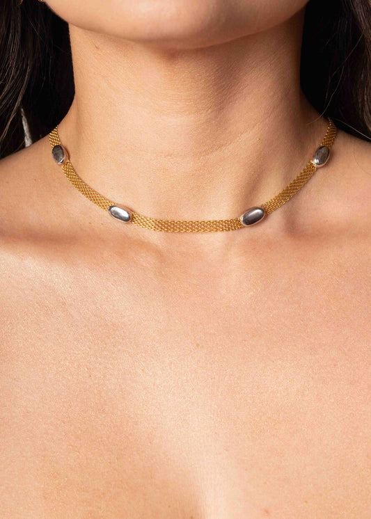 Colar Malha Dourado com Ovais Prateado
