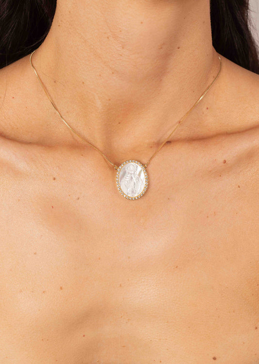 Colar Medalha Jesus Cristo Madrepérola