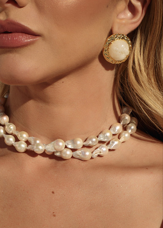 Colar Pérolas Naturais Dourado Nat Mosca