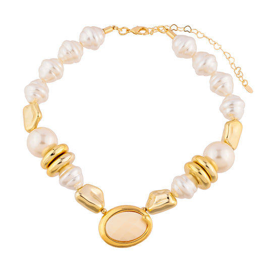 Colar Pérolas Discos e Peças Orgânicas com Pingente Creme Dourado