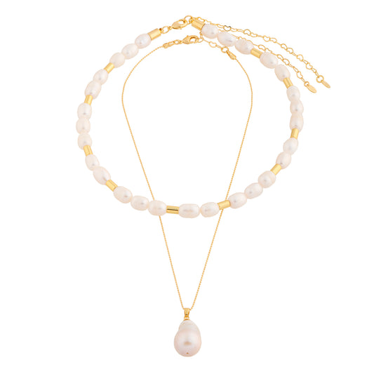 Colar Duplo Choker Pérolas com Canutilhos e Colar Maior com Pingente Pérola Barroca Dourado