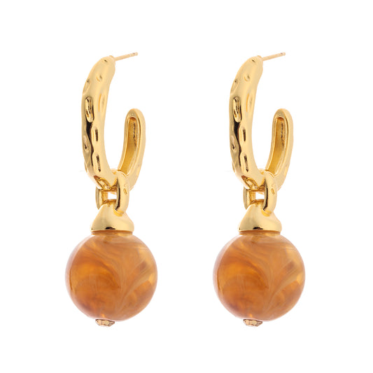 Brinco Argola Martelada com Esfera Caramelo Dourado