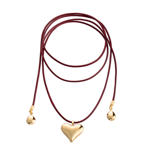 Colar Cordão Vermelho com Pingente de Coração Liso Dourado