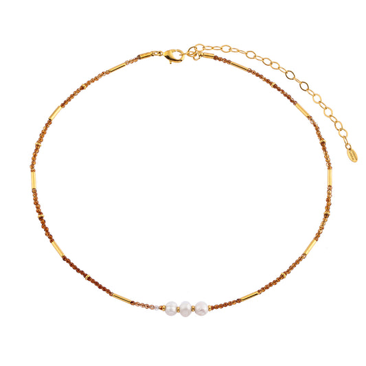 Colar Cristais com Pérolas e Detalhes Dourado