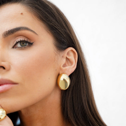 Brinco Peça Oval Lisa e Pendurado Orgânico Dourado