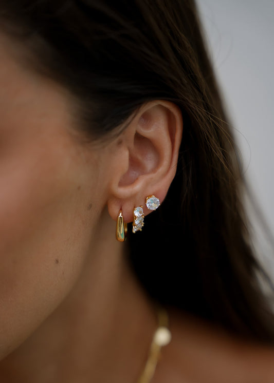 Brinco Trio Argola Gota, Mini Ear Hook Cravejado e Ponto de Luz Cristal Dourado