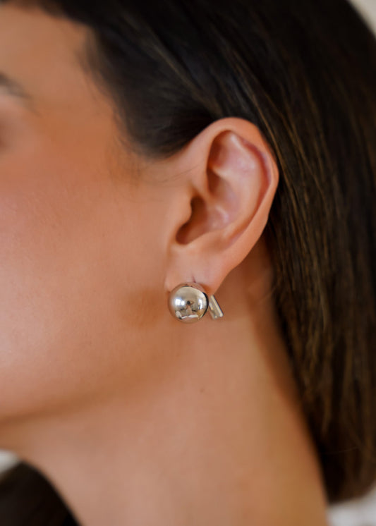 Brinco Esfera Tarraxa Pino Prata