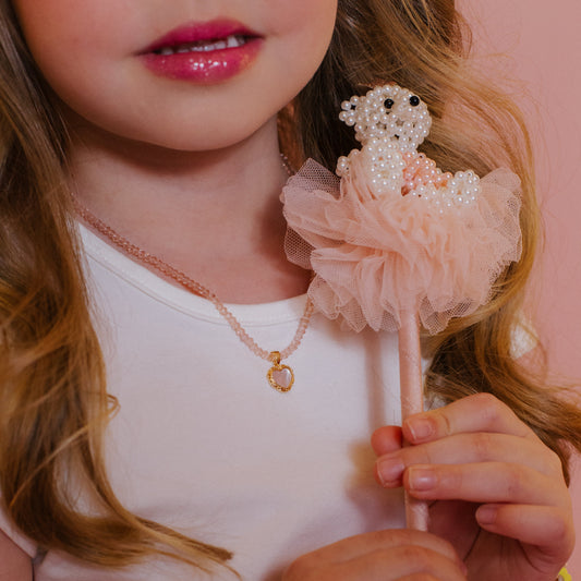 Colar Infantil Cristal Rosa com Pingente de Coração Madrepérola Dourado