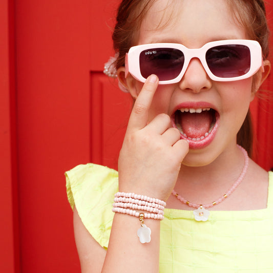 Colar Infantil Cristal Rosa com Flor Madrepérola Dourado