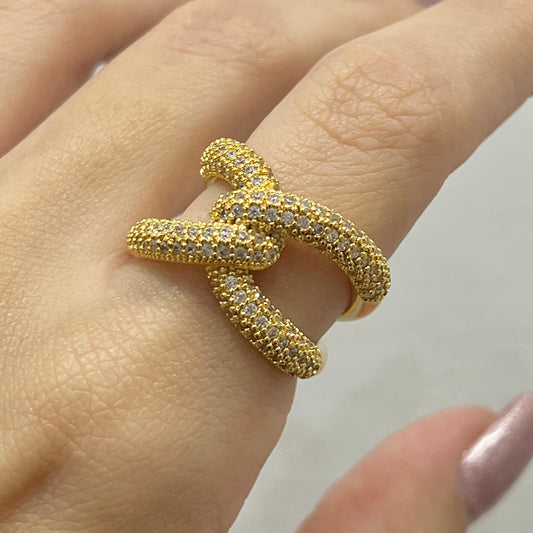 Anel Nó Cravejado Dourado