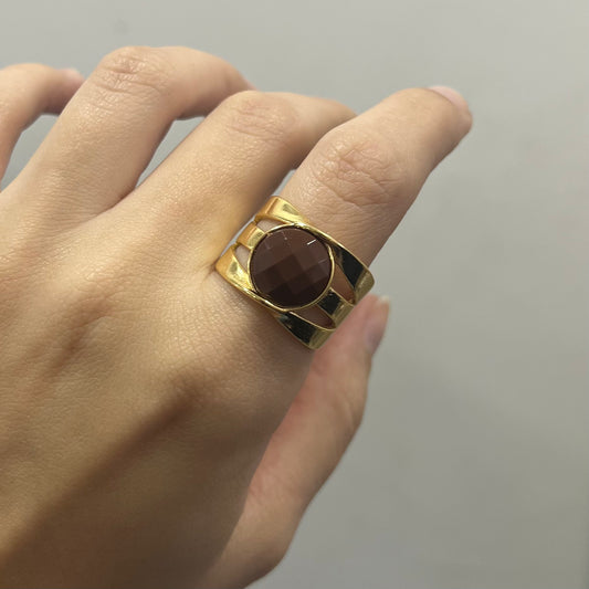 Anel Largo com Pedra Marrom Dourado