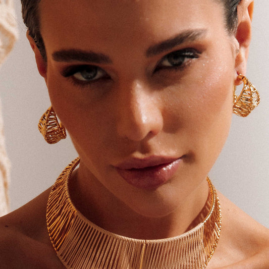 Brinco Argola Detalhe Trançado Dourado