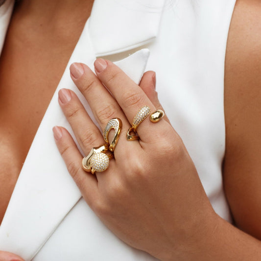 Anel Regulável Liso e Cravejado Dourado