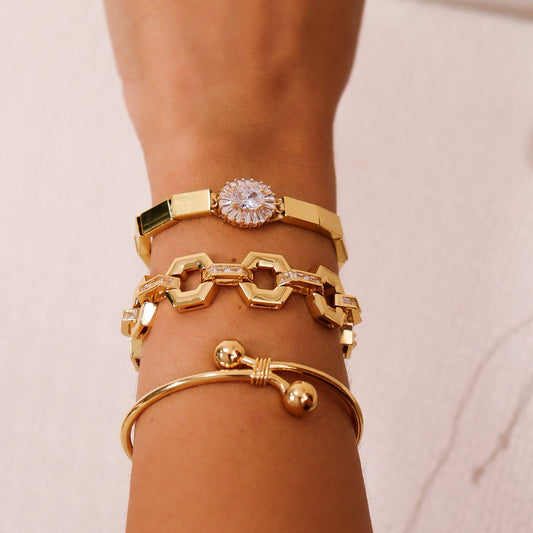 Pulseira Bracelete Nó Torcido com Esferas Dourado