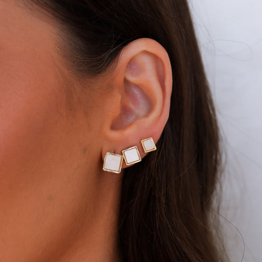 Brinco Trio Quadrados Madrepérola Dourado