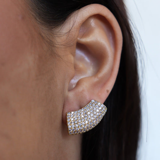 Brinco Ear cuff Inteiro Cravejado Dourado