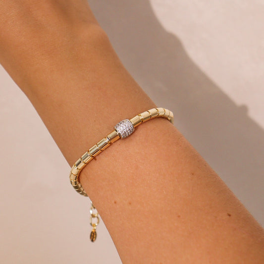 Pulseira Pingente Cravejado Prateado e Canutilhos em Dourado Secreto