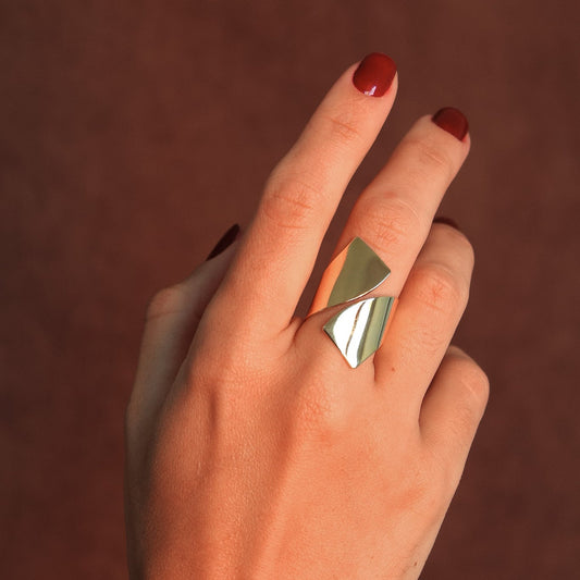 Anel Aberto Regulável Liso Dourado