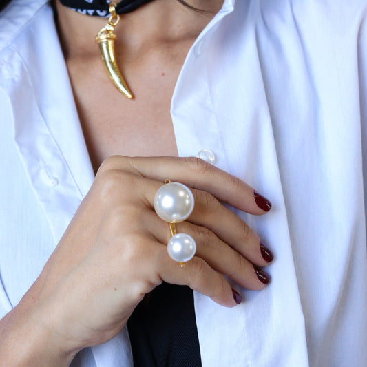 Anel Duplo 2 Dedos com Pérola Dourado