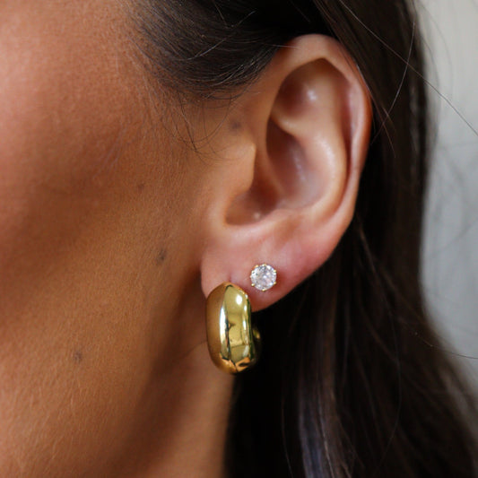 Brinco Dupla Argola Grossa Tubo e Ponto de Luz Cristal Dourado