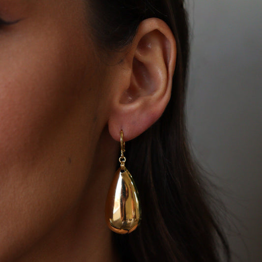 Brinco Argola com Gota Alongada Dourado