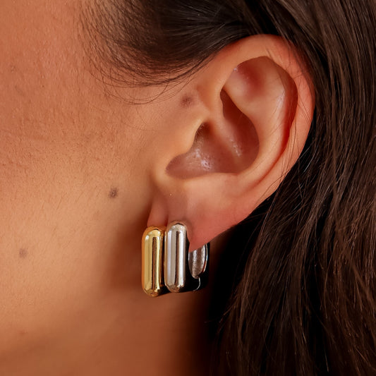 Brinco Argola Quadrada Click Lisa Dourado