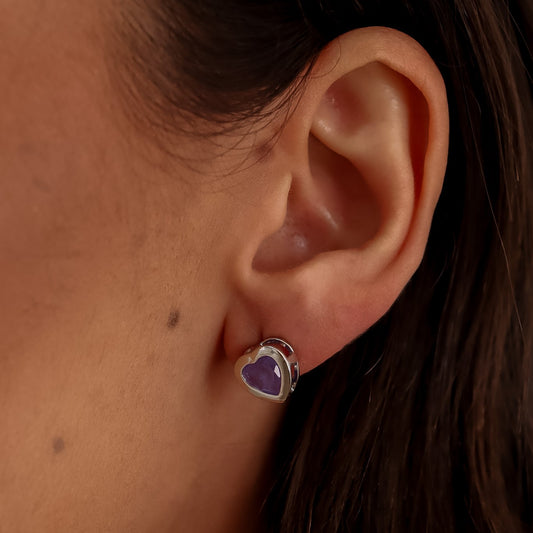 Brinco Coração Colorido Entorno Liso Prateado