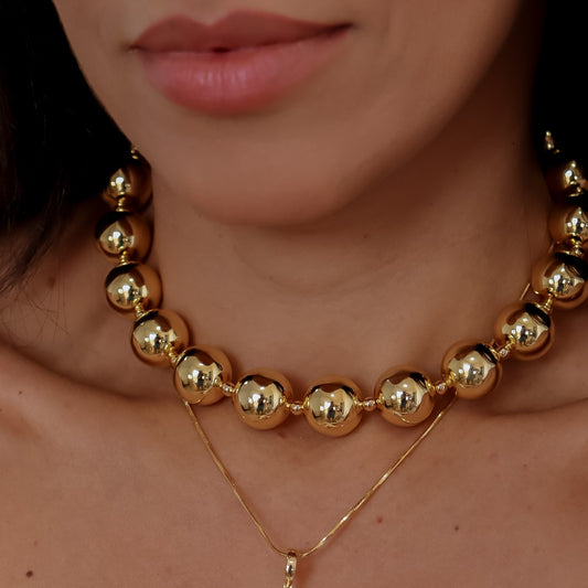 Colar Esferas Lisas Dourado