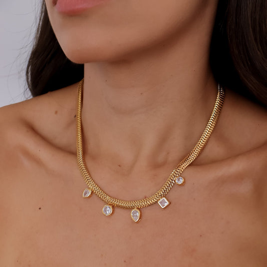 Colar Malha com Formas Cristais Dourado