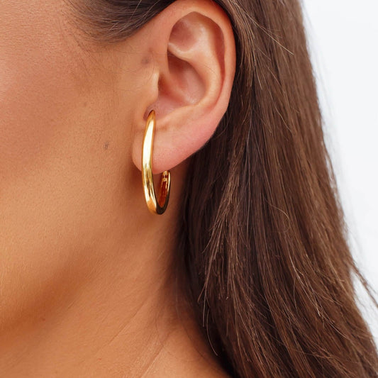 Brinco Ear Hook Liso Dourado