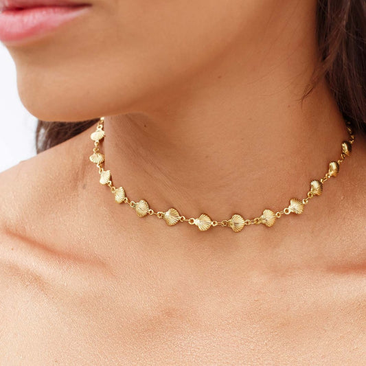 Colar Choker Conchinhas Dourado