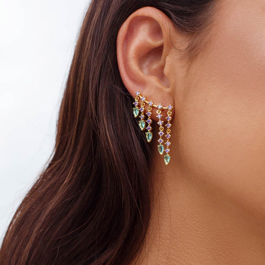 Brinco Ear Cuff Cristais Pendurados Dourado