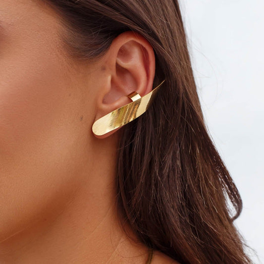 Brinco Ear Cuff Liso Escovado Alongado Dourado