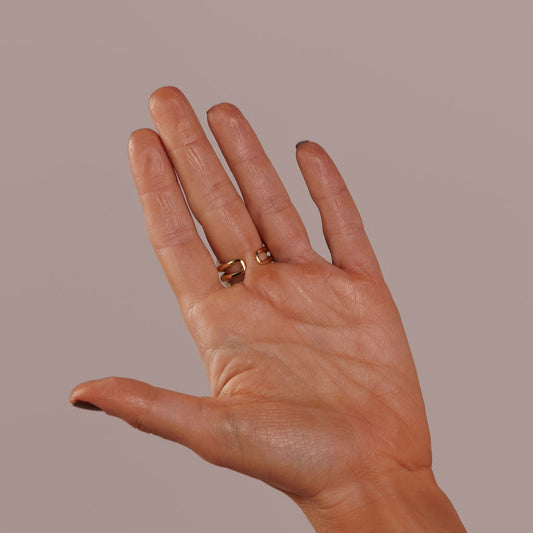 Anel Duplo Triangular Dourado