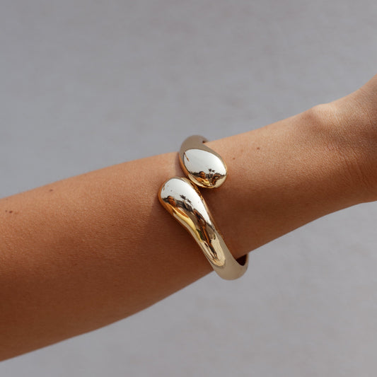 Pulseira Bracelete Gotas Dourado