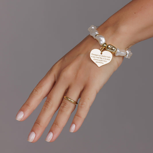 Pulseira Pérolas com Pingente Coração Frases Dourado