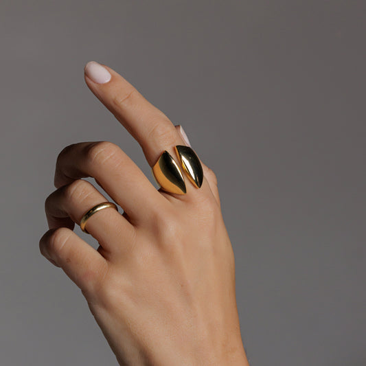 Anel Aberto Frontal Liso Dourado