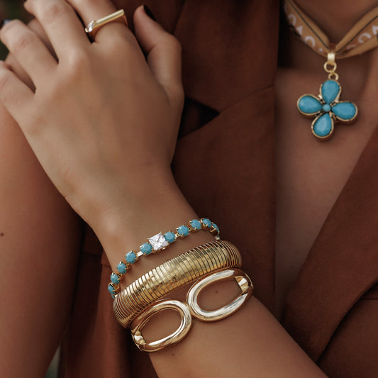 Pulseira Bracelete Frontal Liso Vazado Dourado