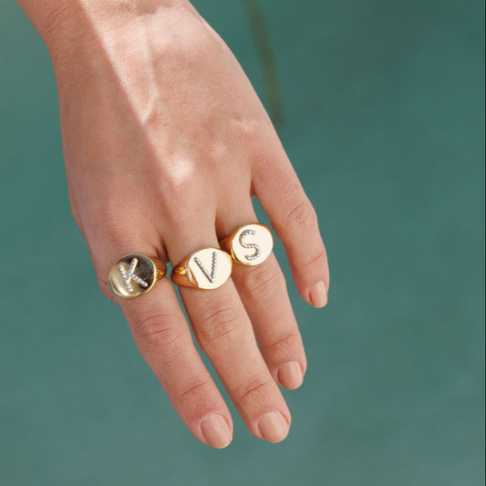 Anel Letra S Prateado com Dourado