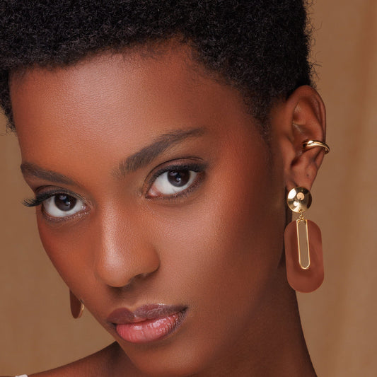 Piercing Gota Lisa Dourado