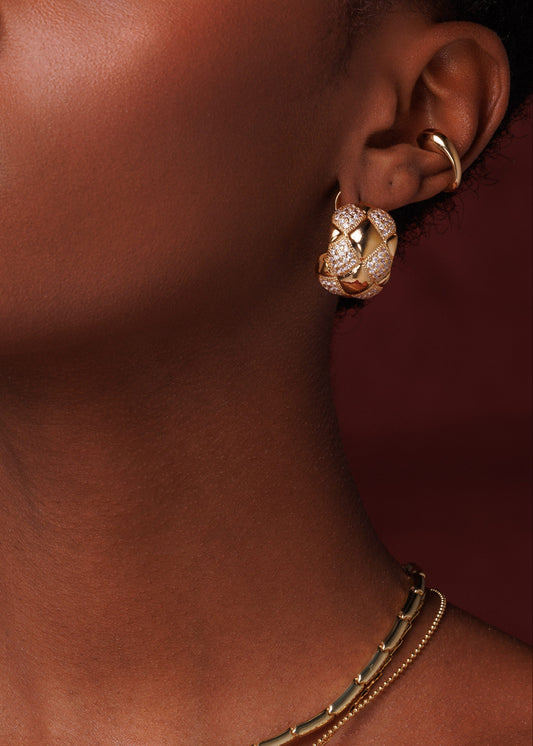 Brinco Argola Detalhe Liso e Cravejado Cristal Dourado/Prateado