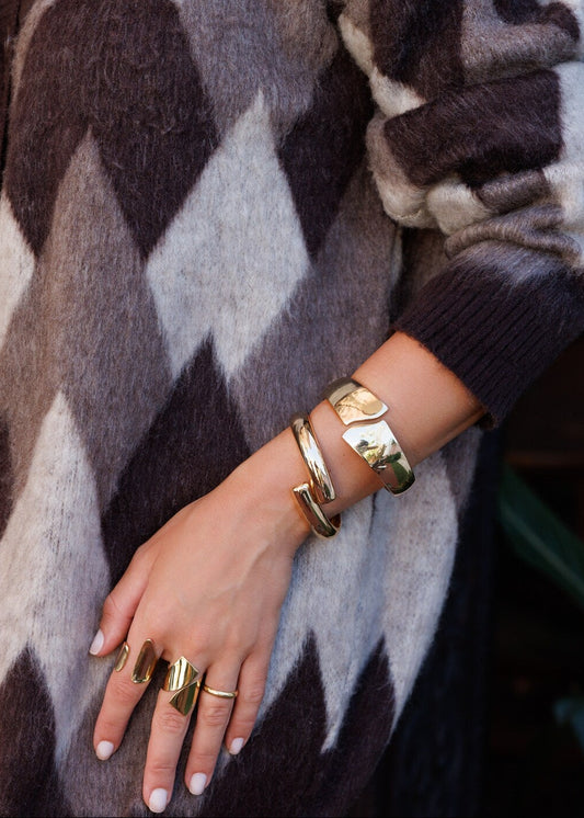 Bracelete Dourado Orgânico