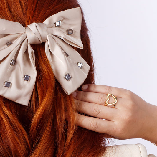 Anel Regulável Coração Vazado Liso Dourado