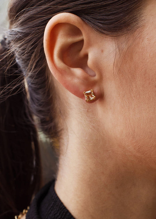 Brinco Ponto de Luz Quadrado