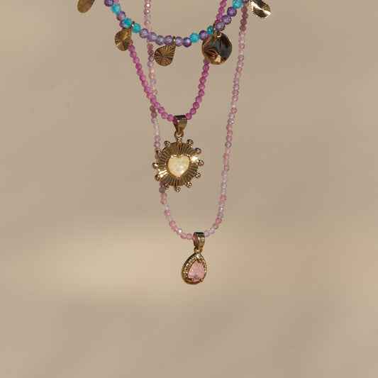 Colar Cristais Rosa Claro com Pingente Gota Rosa Dourado