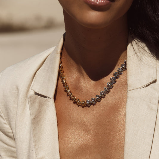 Colar Elos Nós Dourado e Prateado