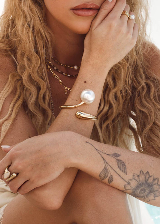 Bracelete Dourado com Pérola