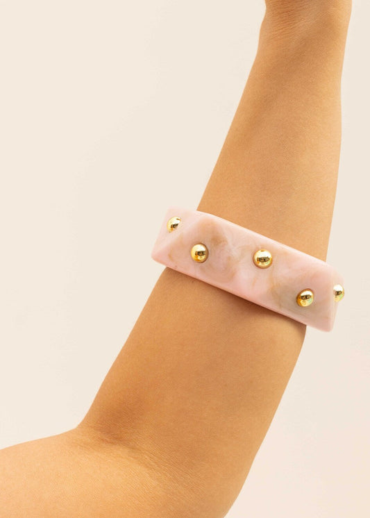 Bracelete Maxi Resina com Esferas Dourado