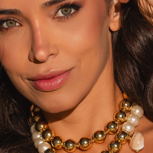 Colar Esferas Lisas Dourado