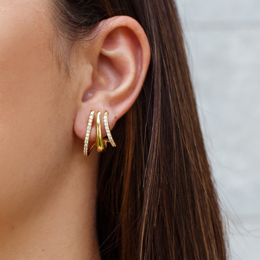 Brinco Ear Hook Triplo Liso e Cravejado Dourado
